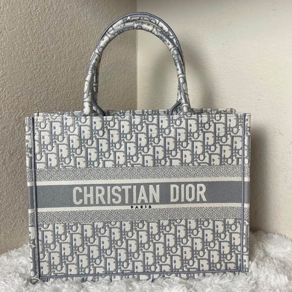 Christian Dior Oblique Jacquard Book Tote Medium - Picture 1 of 8